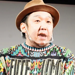 アル北郷 ビートたけしの弟子。TNゴン所属。コラムを書いたり。漫談し